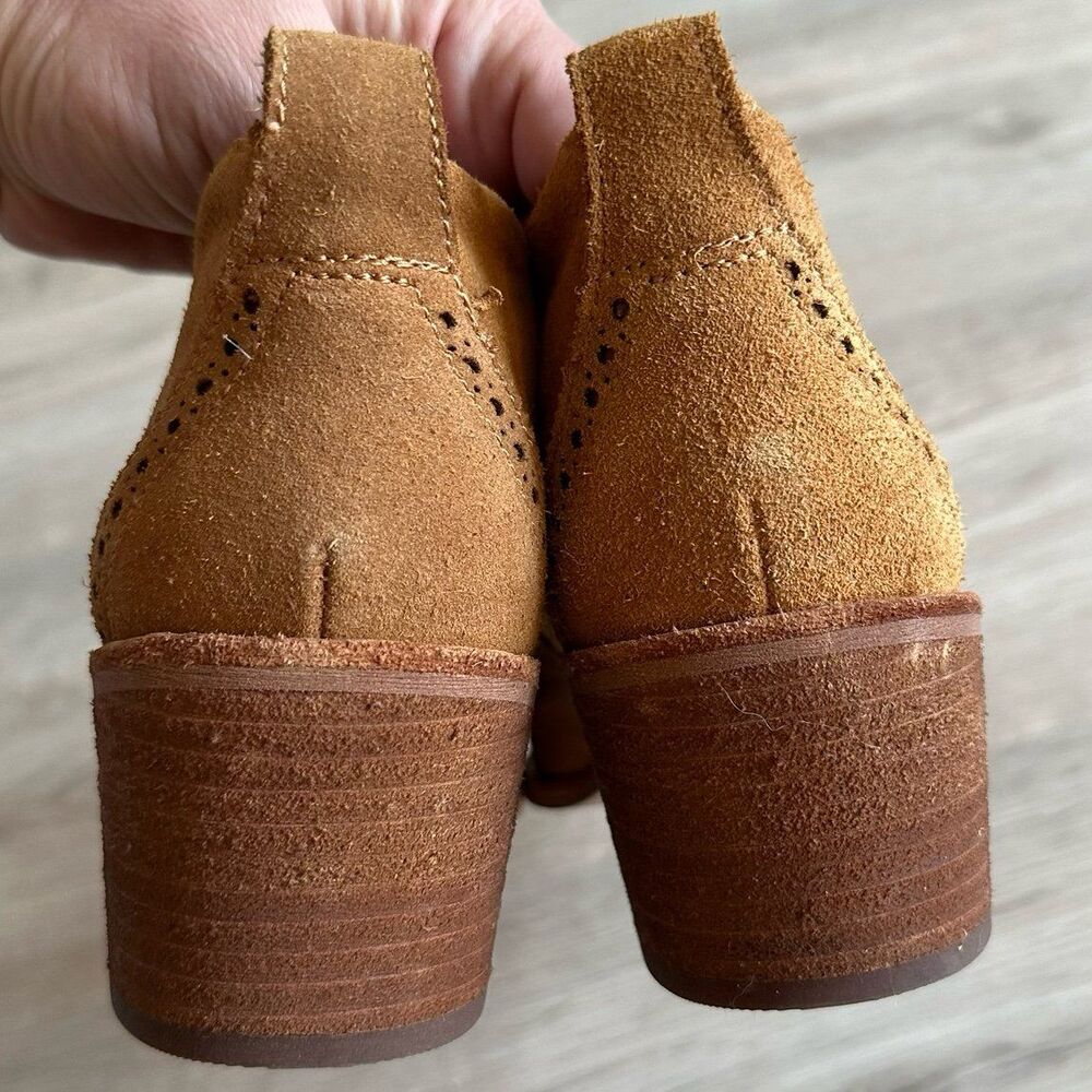 Madewell The Grayson Brogue Chelsea Bootie J8292 Suede Ankle Boots US Size 8 - Picture 4 of 9